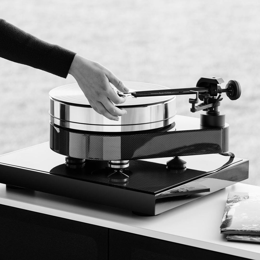 Pro-Ject RPM 10 Carbon Turntable | Turntables | Paragon Sight & Sound