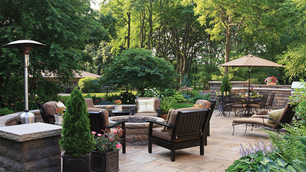 How to Build Your Outdoor Entertainment Area