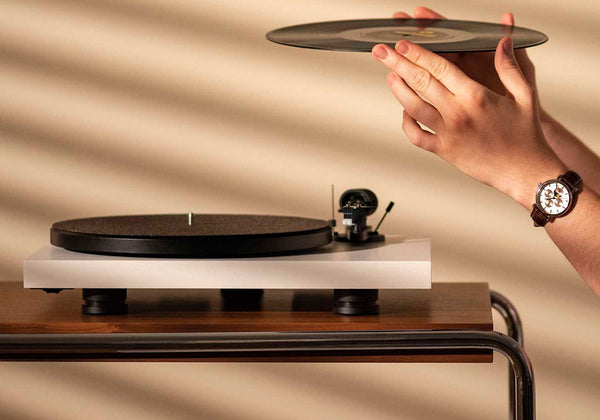 Beginner Turntables: How to Choose The Best Record Player