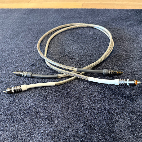 Analysis Plus Silver Oval RCA Interconnect, Pre-Owned