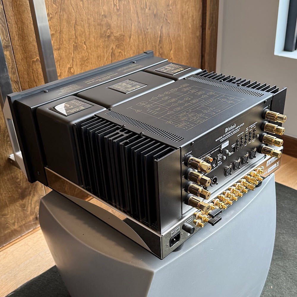 McIntosh MA9500 Integrated Amplifier, Ex-Demo