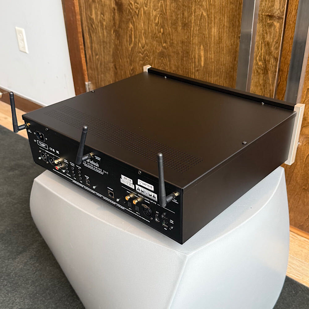 McIntosh DS200 DAC Streamer, Ex-Demo