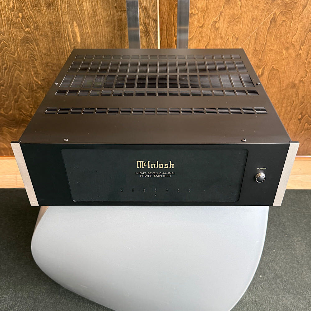 McIntosh MI347 Multi-channel Amplifier, Ex-Demo