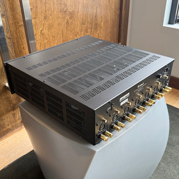 McIntosh MI347 Multi-channel Amplifier, Ex-Demo