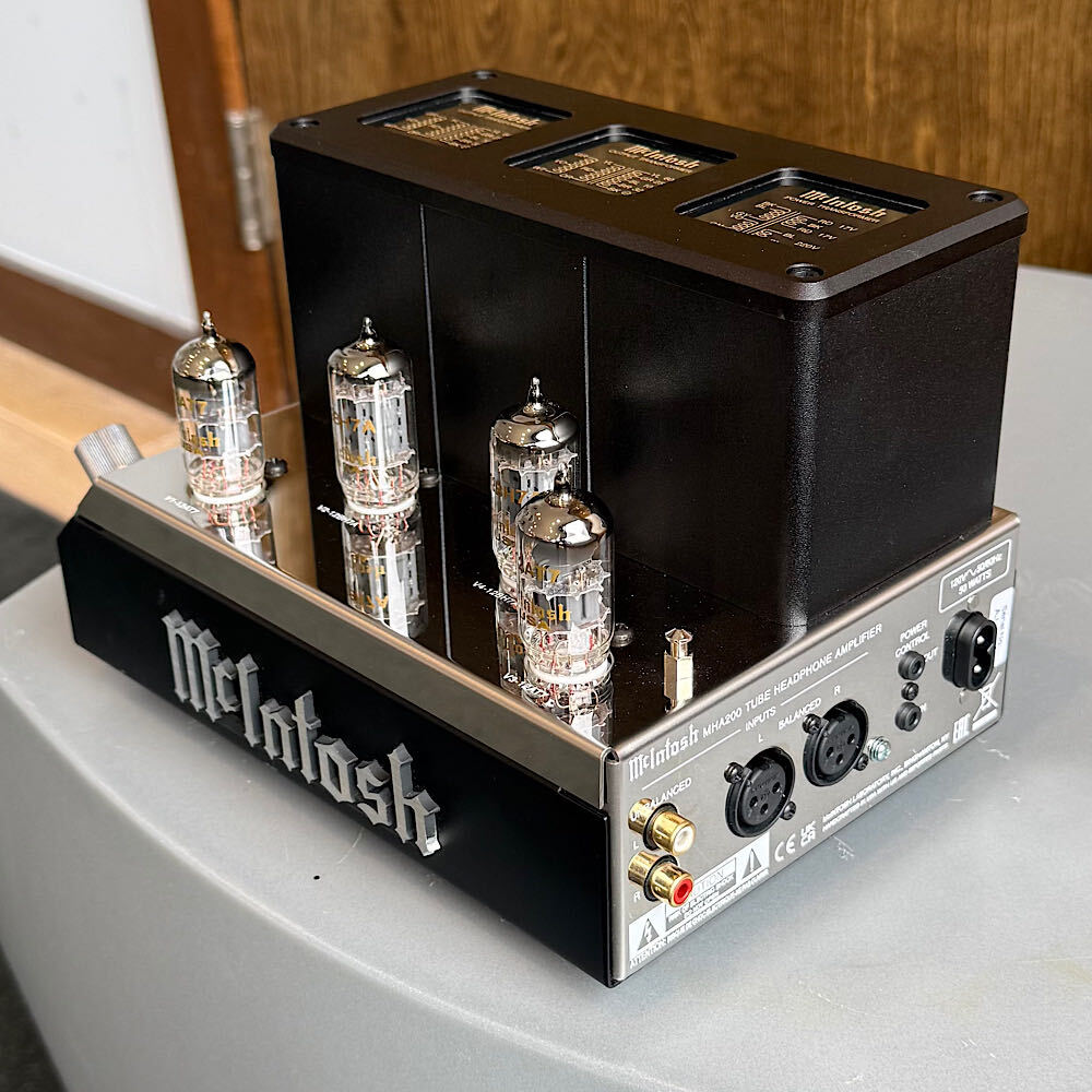 McIntosh MHA200 Headphone Amplifier, Ex-Demo