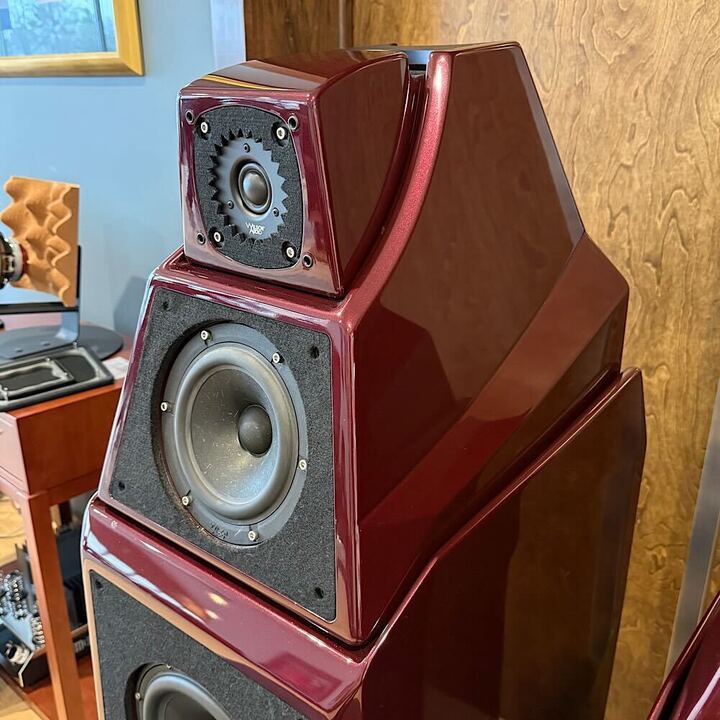 Wilson Audio Certified Authentic Pre-Owned Alexia 1 Floorstanding Speakers, Carmen Red