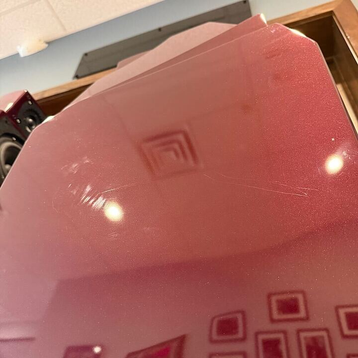 Wilson Audio Certified Authentic Pre-Owned Alexia 1 Floorstanding Speakers, Carmen Red