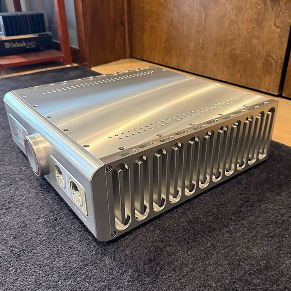 Dan D'Agostino Progression Integrated Amplifier w/DAC, Silver, Demo