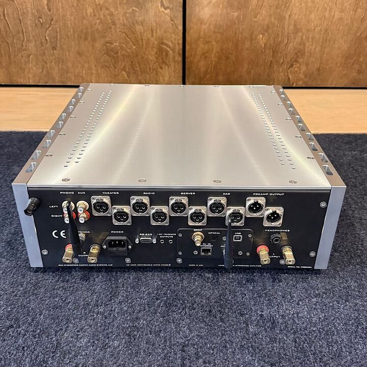 Dan D'Agostino Progression Integrated Amplifier w/DAC, Silver, Demo