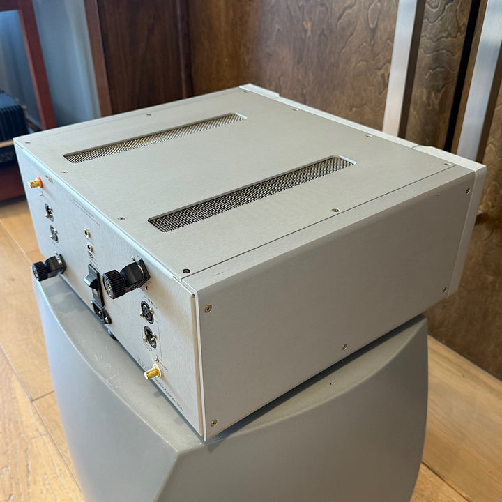 Ayre V-5xe Stereo Amplifier, Silver, Pre-Owned